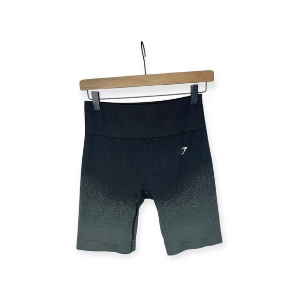 Gymshark ADAPT OMBRE SEAMLESS SHORTS Size Medium - Picture 5 of 8